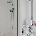 Lovely In With Wifi Apartmán
