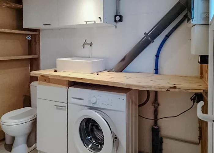 1 Bedroom Cozy In * Carolles